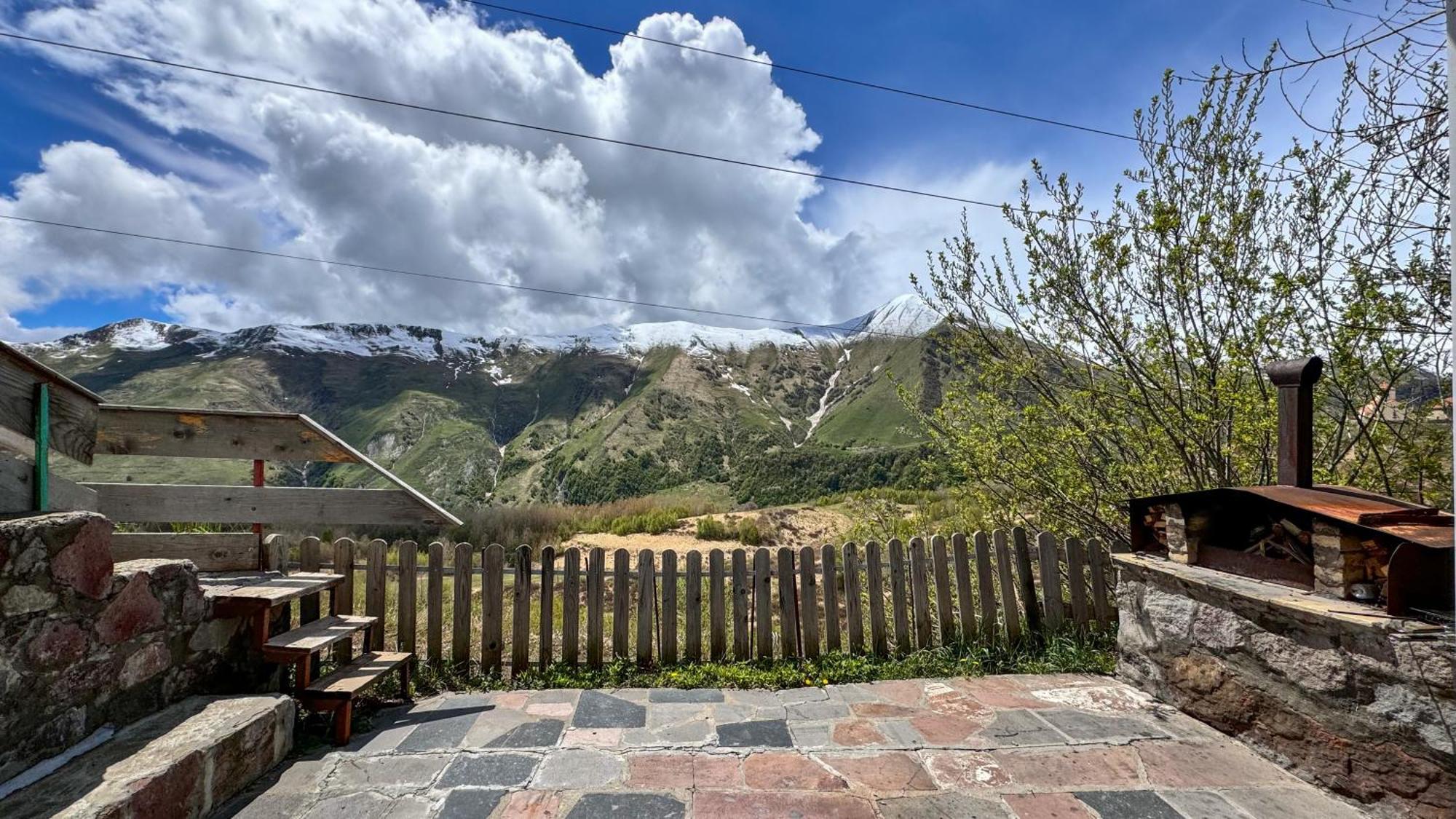 Cottage Gudauri Exterior foto